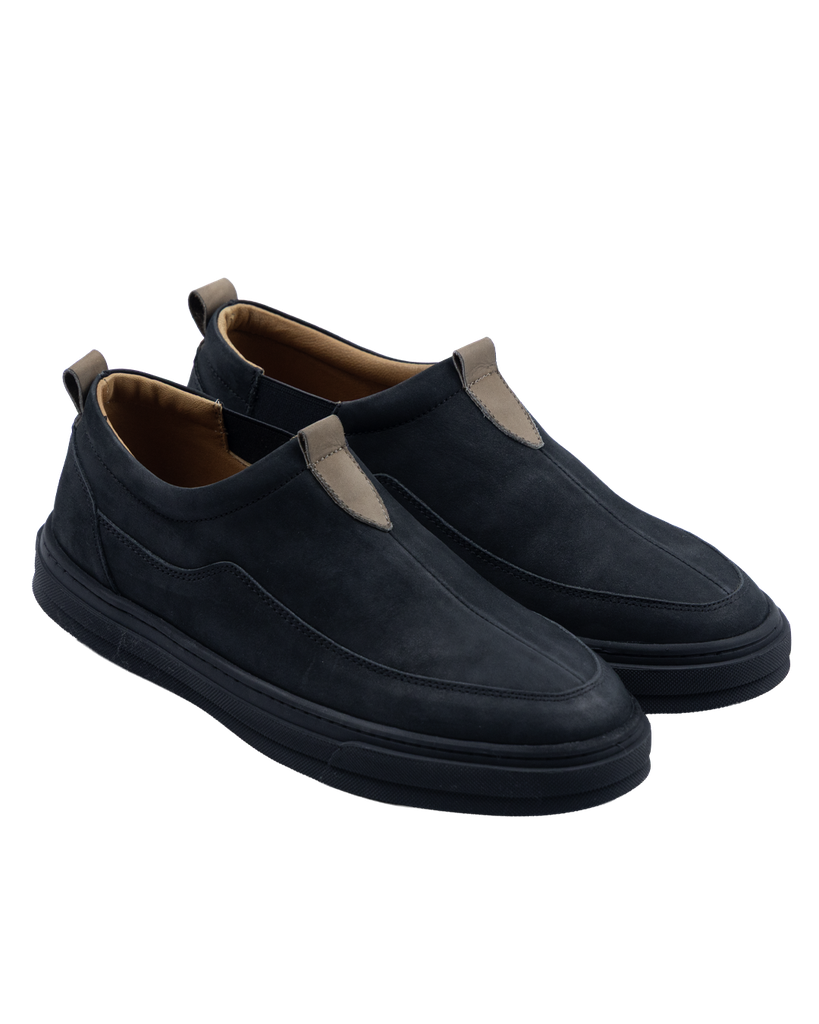 Suede Sneaker (Brown, 40)